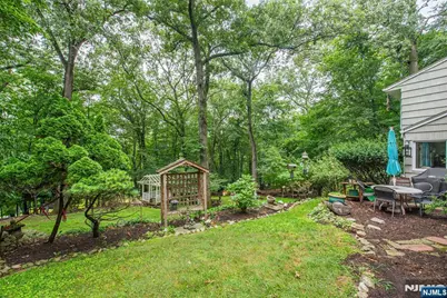 16 Pennsylvania Avenue, Montvale, NJ 07645 - Photo 7
