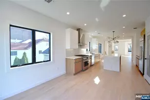 35 Henry Ave 2nd Floor, Palisades Park, NJ 07650 - Photo 5
