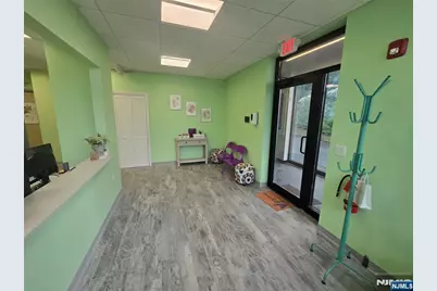 185 Engle, Englewood, NJ 07631 - Photo 3