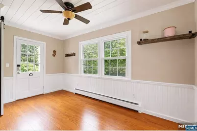 521 Sicomac Avenue, Wyckoff Township, NJ 07481 - Photo 31