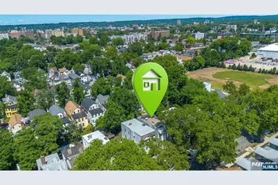 77 16th, East Orange, NJ 07018 - Photo 13