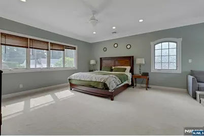 379 Leonard Drive, New Milford, NJ 07646 - Photo 25