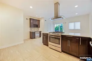 270 2nd St, Palisades Park, NJ 07650 - Photo 17