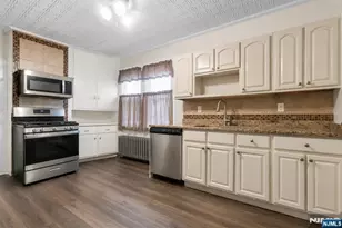 296-298 Park St, East Orange, NJ 07017 - Photo 7
