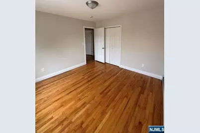 599 Boulevard 1 #1, Hasbrouck Heights, NJ 07604 - Photo 7