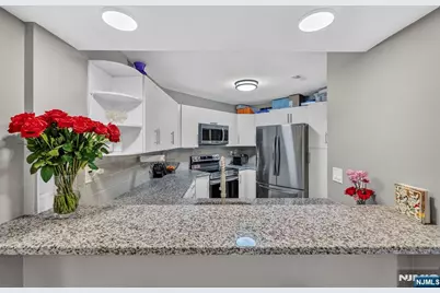 1486 Westgate Drive, Fort Lee, NJ 07024 - Photo 13