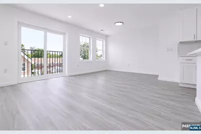 131 Lindsley Place, East Orange, NJ 07017 - Photo 27