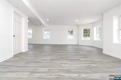 131 Lindsley Place, East Orange, NJ 07017 - Photo 11