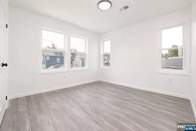 131 Lindsley Place, East Orange, NJ 07017 - Photo 31