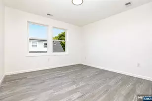 131 Lindsley Pl, East Orange, NJ 07017 - Photo 15