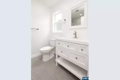 131 Lindsley Place, East Orange, NJ 07017 - Photo 35