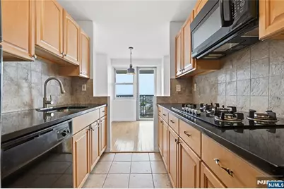 6600 Jfk Blvd E, West New York, NJ 07093 - Photo 15