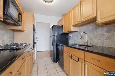 6600 Jfk Blvd E, West New York, NJ 07093 - Photo 13