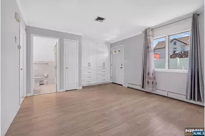 81 Home Place, Lodi, NJ 07644 - Photo 19