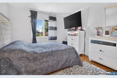 81 Home Place, Lodi, NJ 07644 - Photo 25