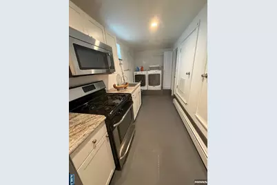 508 3rd Avenue 2 #2, Lyndhurst Township, NJ 07071 - Photo 5