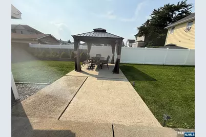 508 3rd Avenue 2 #2, Lyndhurst Township, NJ 07071 - Photo 17