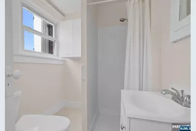 12 Sylvan Street, Rutherford, NJ 07070 - Photo 5