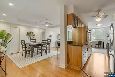 530 Valley Road 5M #5M, Montclair, NJ 07043 - Photo 9