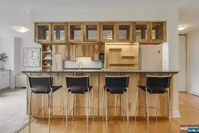 530 Valley Road 5M #5M, Montclair, NJ 07043 - Photo 11