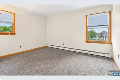 488 Cedar Lane, Paramus, NJ 07652 - Photo 23