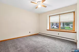488 Cedar Ln, Paramus, NJ 07652 - Photo 29