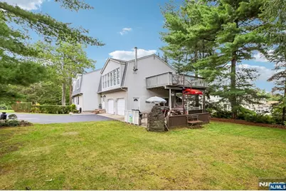 488 Cedar Lane, Paramus, NJ 07652 - Photo 41