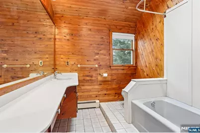 488 Cedar Lane, Paramus, NJ 07652 - Photo 21
