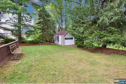 488 Cedar Lane, Paramus, NJ 07652 - Photo 39