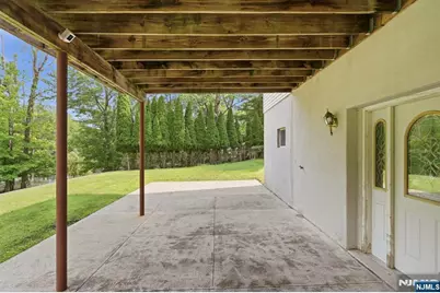 27 Sparrowbush Road, Mahwah, NJ 07430 - Photo 27