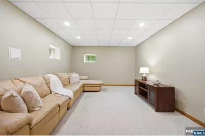 27 Sparrowbush Road, Mahwah, NJ 07430 - Photo 23