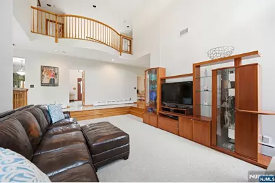 27 Sparrowbush Road, Mahwah, NJ 07430 - Photo 11