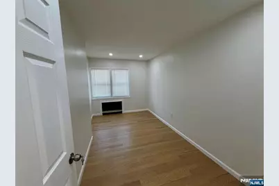 103-107 Mt Vernon Place 2 #2, Newark, NJ 07106 - Photo 9