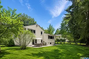 111 Ramille Ct, Paramus, NJ 07652 - Photo 7