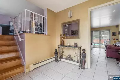 20 Moos Lane, Bergenfield, NJ 07621 - Photo 3