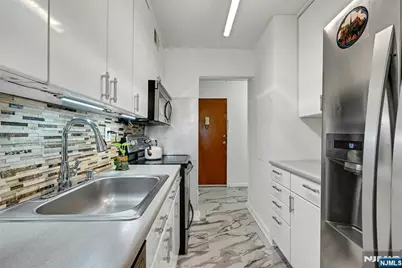 125 Prospect Avenue 11G #11G, Hackensack, NJ 07601 - Photo 5