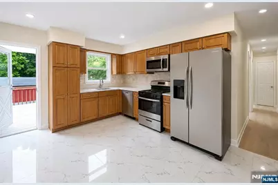 28 Carr Street 1 #1, Pompton Lakes, NJ 07442 - Photo 7