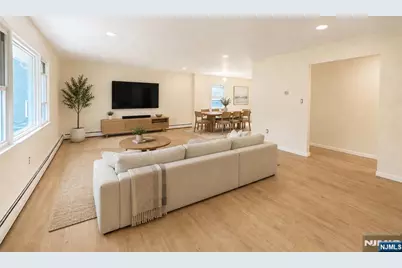 28 Carr Street 1 #1, Pompton Lakes, NJ 07442 - Photo 5