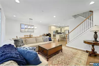 28 Masterson Court, Waldwick, NJ 07463 - Photo 5