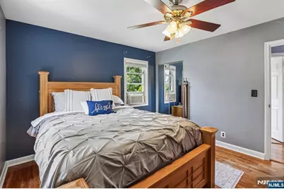 11 Taggart Way, Saddle Brook Township, NJ 07663 - Photo 19