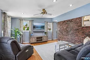 11 Taggart Way, Saddle Brook Township, NJ 07663 - Photo 11