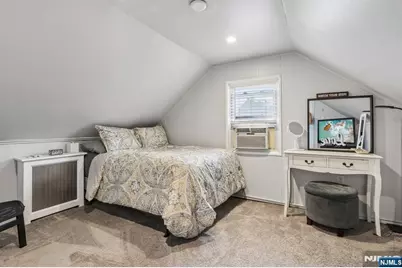 11 Taggart Way, Saddle Brook Township, NJ 07663 - Photo 27