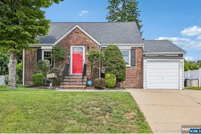 11 Taggart Way, Saddle Brook Township, NJ 07663 - Photo 1