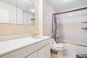 6 Horizon Road 1907, Fort Lee, NJ 07024 - Photo 31