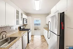 6 Horizon Road 1907, Fort Lee, NJ 07024 - Photo 25