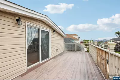 263 Morningside Avenue, Cliffside Park, NJ 07010 - Photo 25