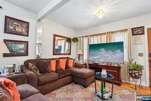 263 Morningside Ave, Cliffside Park, NJ 07010 - Photo 9