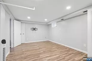 263 Morningside Ave, Cliffside Park, NJ 07010 - Photo 23