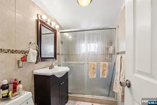 263 Morningside Ave, Cliffside Park, NJ 07010 - Photo 9