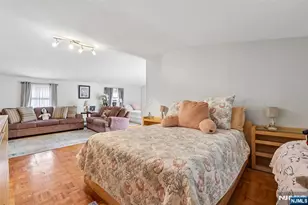 263 Morningside Ave, Cliffside Park, NJ 07010 - Photo 15